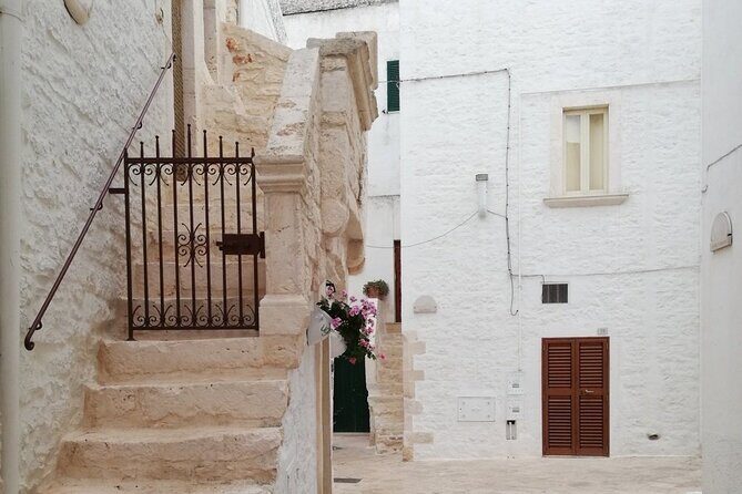 from Brindisi: Alberobello, Locorotondo, Ostuni & Apulian brunch - FAQs