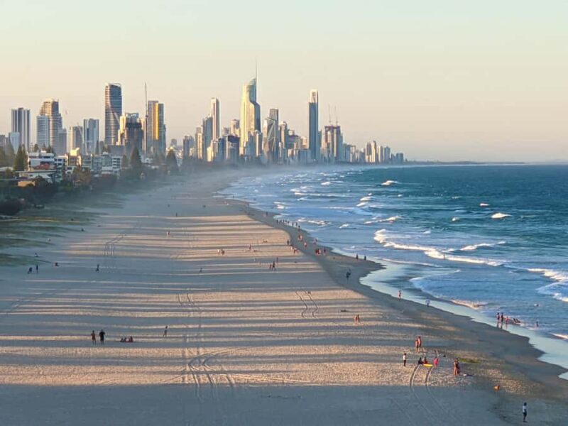 From Brisbane: Byron Bay, Bangalow, and Gold Coast Day Tour - Exploring Byron Bay