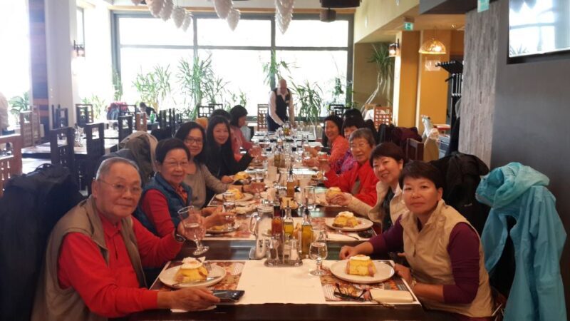 From Bucharest: Private 6-Day Dracula Tour in Transylvania - Day 6: Royal Castles and Final Farewell