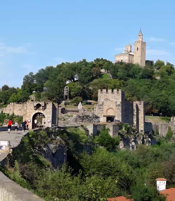 From Bucharest: Private Day Trip to Veliko Tarnovo Bulgaria - Key Points