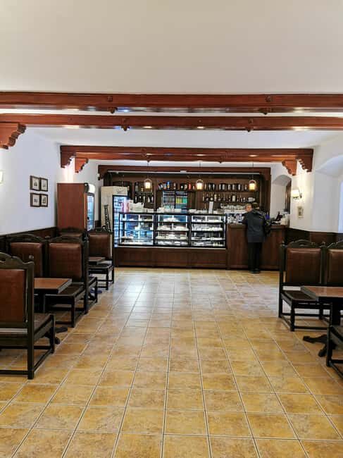 From Bucharest: Private tour to Peles Castle 6 Hours - What Makes This Tour Stand Out?