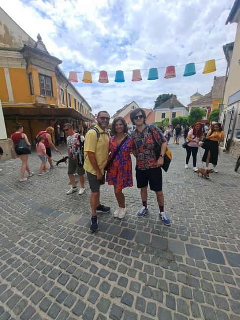 From Budapest: Szentendre Art and History with StreetFood - FAQ