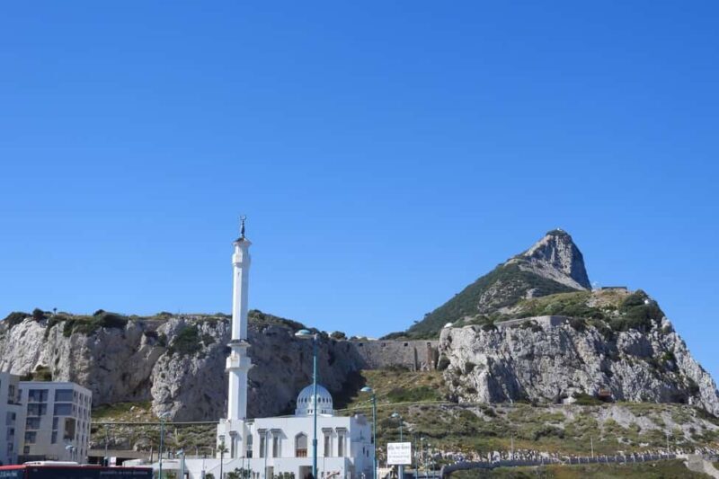 From Cadiz Bay: Gibraltar Day Trip with Rock Tour - Key Points