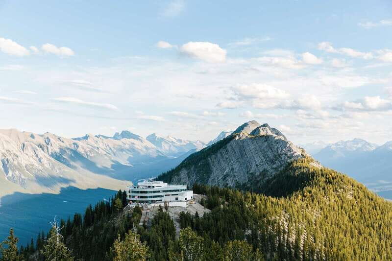 From Calgary: Banff Tour with Gondola & Lake Cruise - An In-depth Look at the Experience