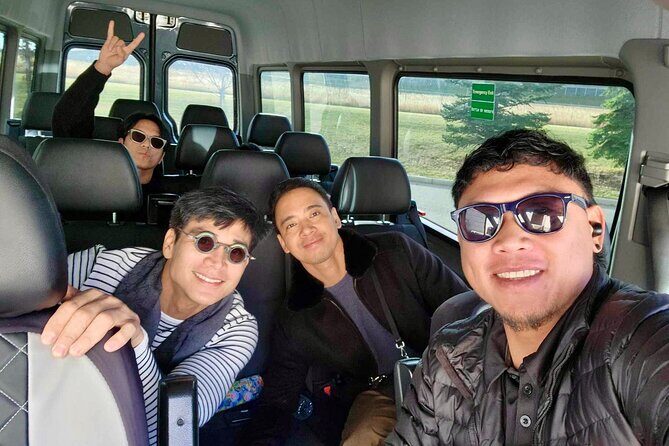 From Calgary YYC Airport: Hassle-free Private Transfer to Banff. - Who Should Consider This Service?