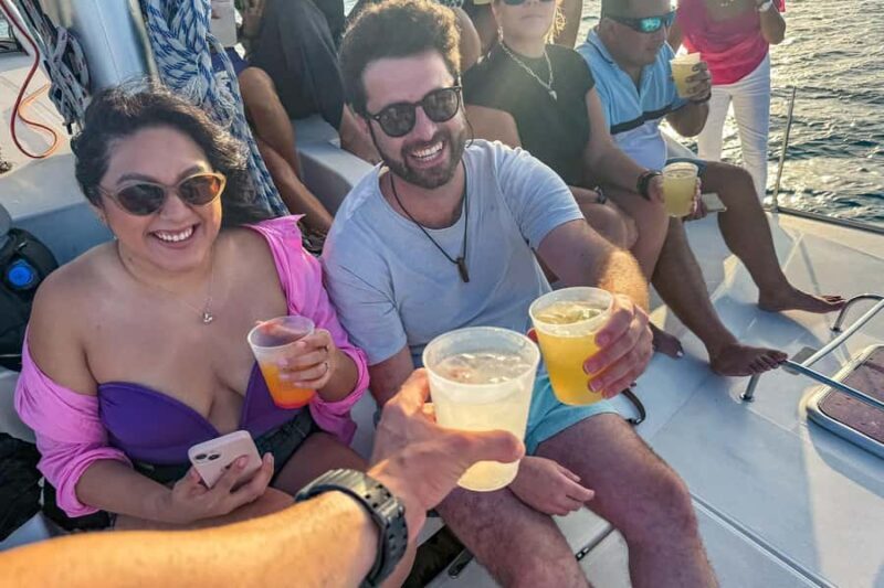 From Cancun: Hop on a catamaran and chill out on Isla Mujeres with a buffet lunch - FAQ