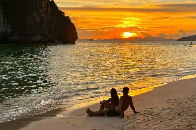 From Cat Ba: Explore Lan Ha Bay with Amazing Sunset Boat Tour - Real Experiences and Insights from Reviews