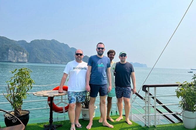 From Cat Ba Island: Amazing Sunset Tour in Lan Ha Bay, Kayaking - Exploring the Itinerary in Detail