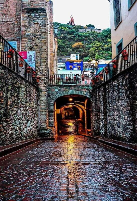 FROM CDMX and PUEBLA: Queretaro, Guanajuato, Hidalgo, Morelia 4 DAYS - Who Should Consider This Tour?