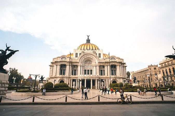 From cdmx: Citywalking Private Tour by cdmx - Who Will Love This Tour?