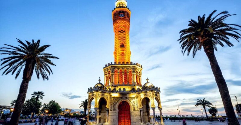 From Cesme: Private Izmir City & Agora Tour with Lunch - Exploring the Itinerary: What You Can Expect