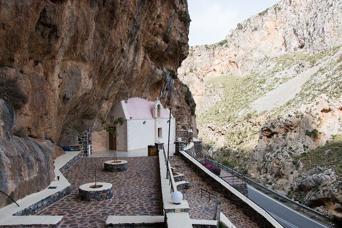 From Chania private trip to Spili-Kourtaliotiko-Kalypso beach - FAQ