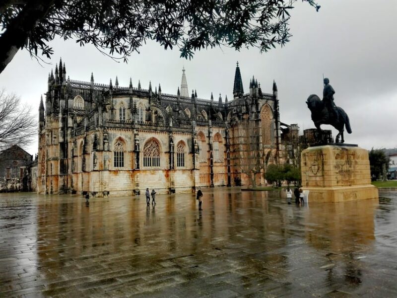 From Coimbra: Fátima Sanctuary, Batalha, Alcobaça and Nazaré - An Overview of the Tour Experience