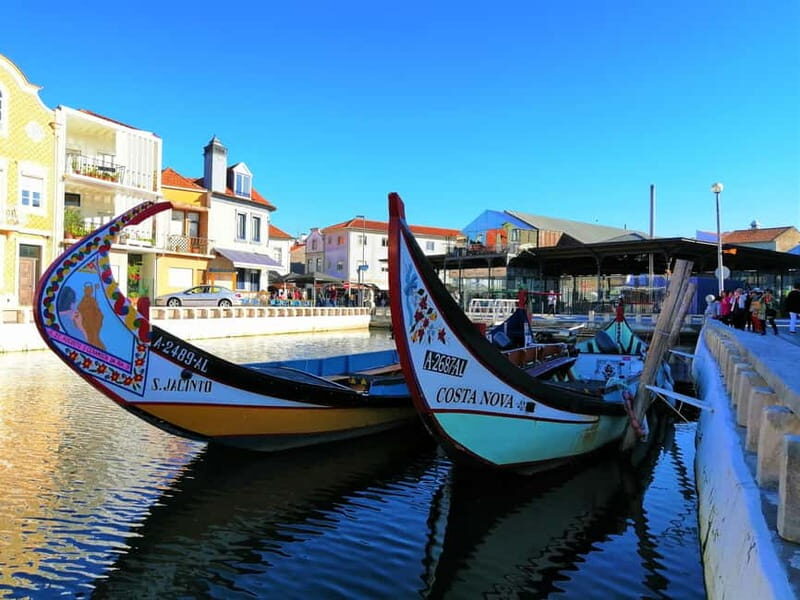From Coimbra: Tour to Aveiro, Costa Nova beach and Moliceiro boat - Discovering Praia da Barra and Portugal’s Tallest Lighthouse