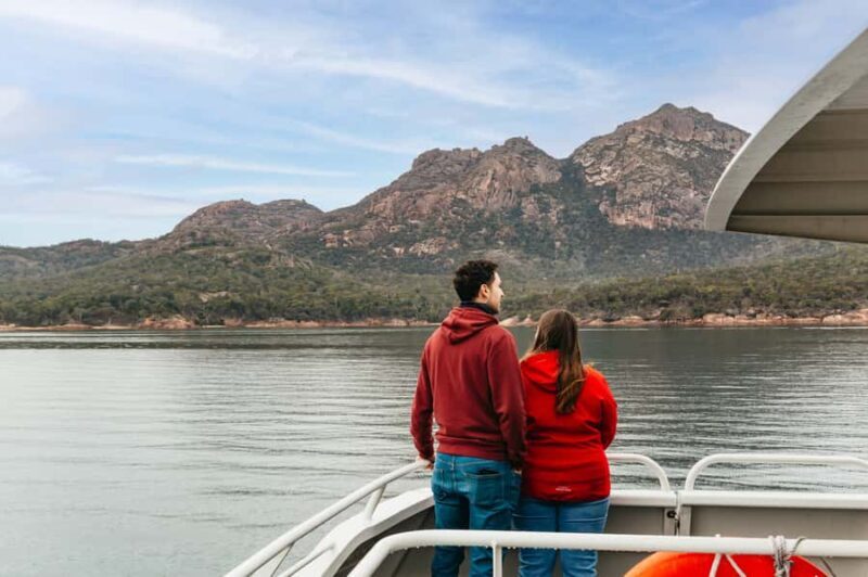 From Coles Bay: Wineglass Bay Cruise with Lunch - An In-Depth Look at the Tour Experience