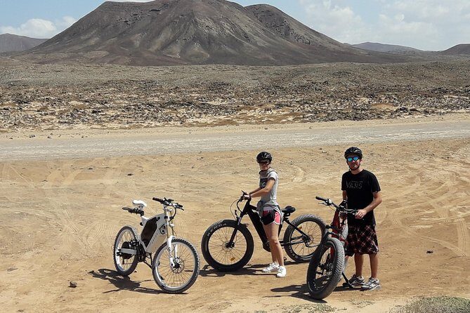 From Corralejo: E-bike/E-scooter 3-4 hour excursion - The Itinerary in Detail