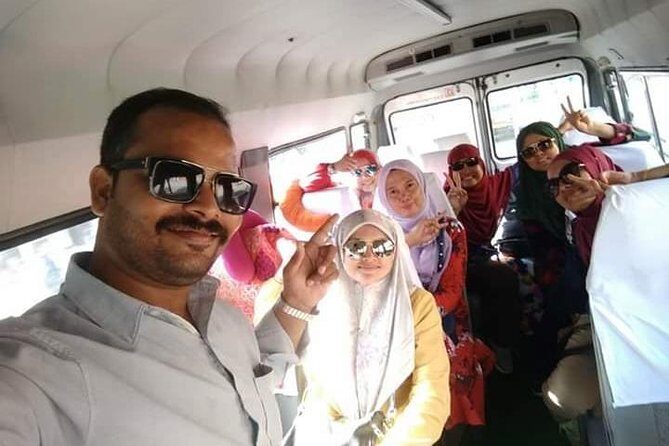 From Delhi : Day Trip To Taj Mahal - What’s Included and What’s Not