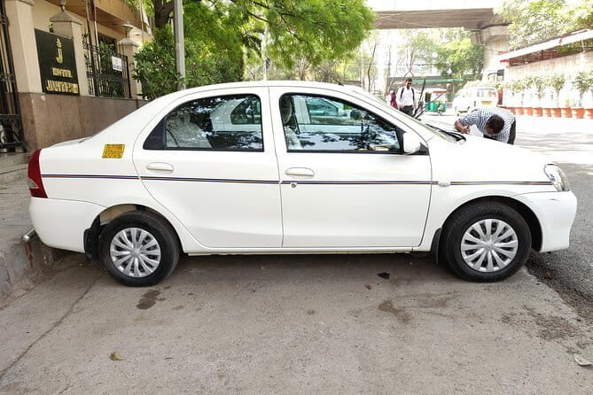 From Delhi: One way Private Transfer Service to Agra - FAQs