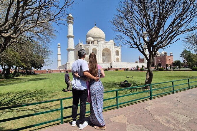 From Delhi: Private 2-Day Taj Mahal, Agra Fort & Fatehpur Sikri - A Detailed Look at the Itinerary