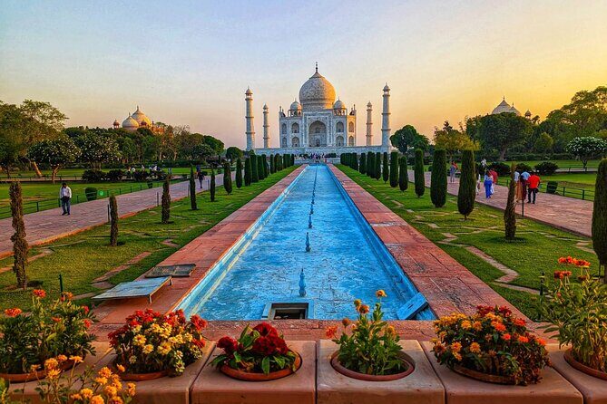 From Delhi: Taj Mahal Sunrise and Agra fort Tour by Private Car - An In-Depth Look at the Tour Experience