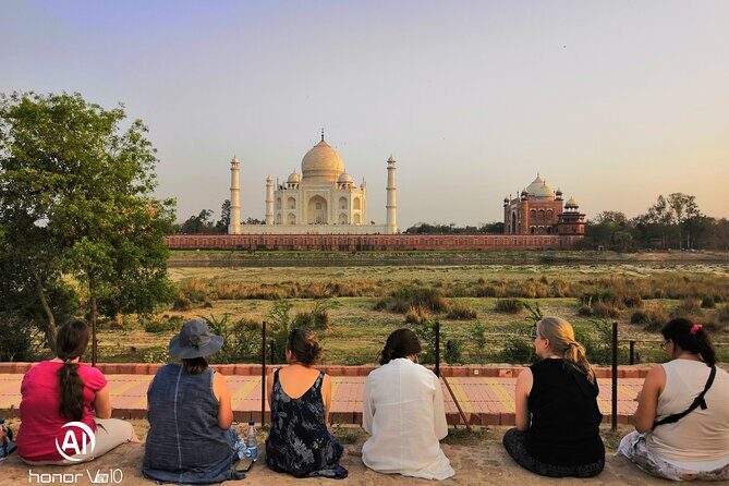 From Delhi: Taj Mahal Sunrise and Agra fort Tour by Private Car - FAQ