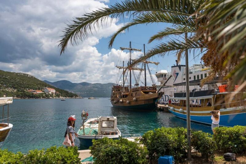 From Dubrovnik: Elaphiti Islands Galleon Cruise with Lunch - Key Points