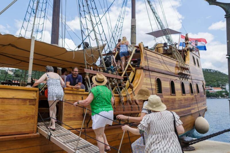 From Dubrovnik: Elaphiti Islands Galleon Cruise with Lunch - FAQ