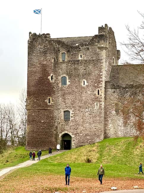From Edinburgh: 1-Day Outlander Experience with Attractions - FAQ