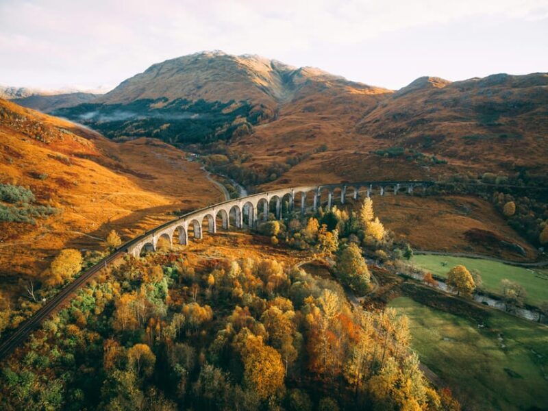 From Edinburgh: Glenfinnan Viaduct and Glencoe Day Trip - Fort William and Glencoe: Highland Icons