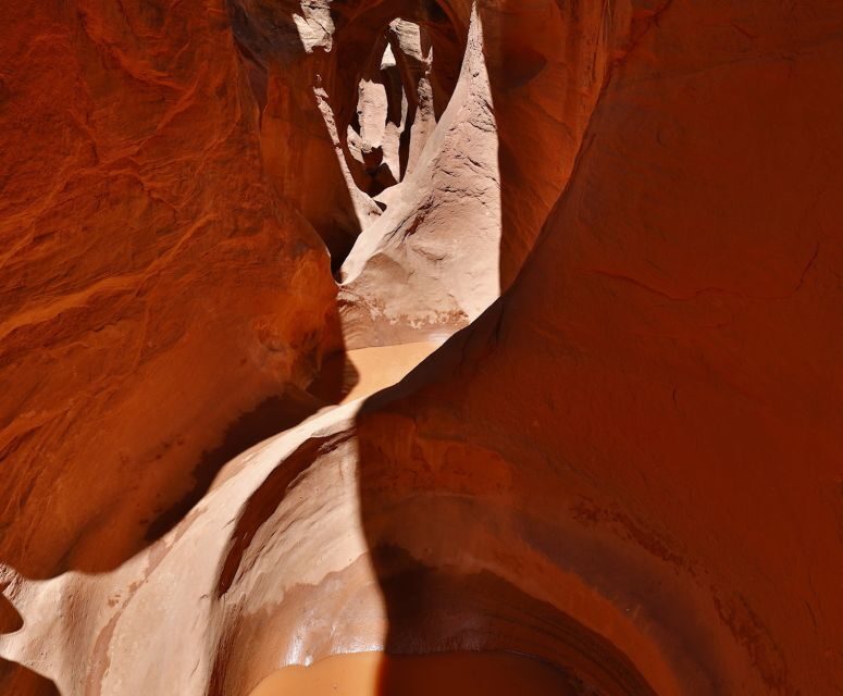 From Escalante: Dry Fork, Peekaboo & Spooky Slot Canyon Tour - Exploring the Itinerary in Detail
