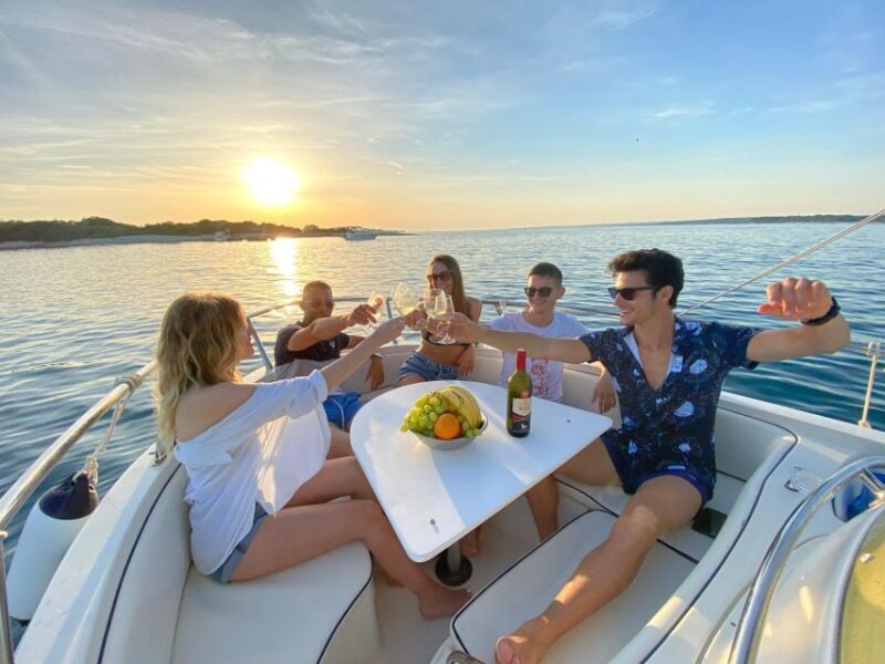 From Fazana: Private Dolphin search & Sunset cruise - FAQ