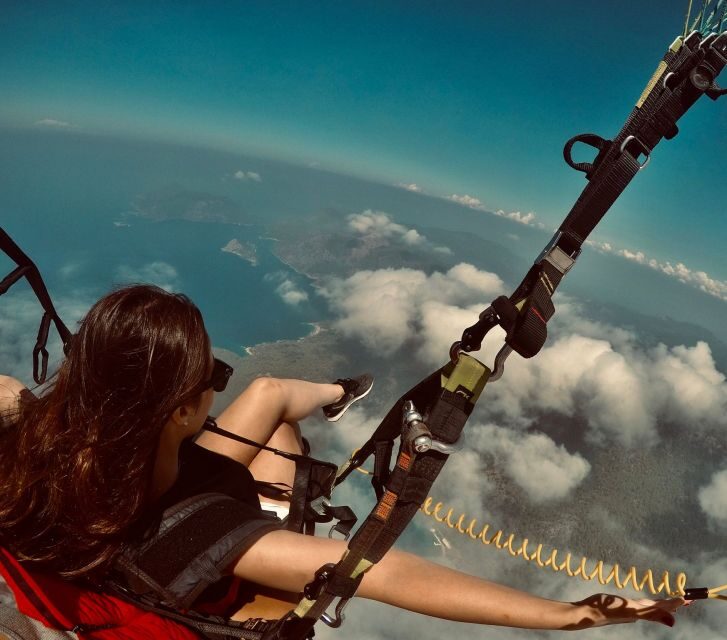 From Fethiye/Oludeniz: Mountain Paragliding Trip with Pickup - The Flight and Pilot Expertise