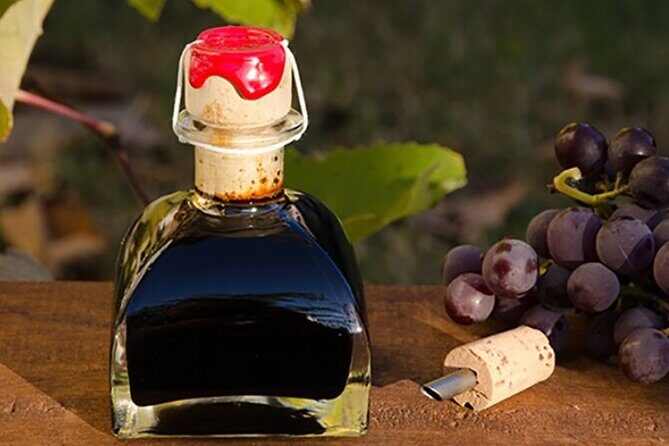 From Florence: Balsamic Vinegar, Parmigiano Reggiano & Prosciutto - Exploring the Flavors of Emilia-Romagna: A Comprehensive Review