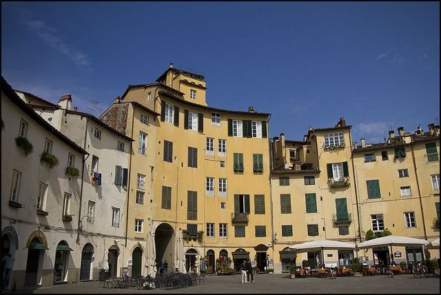 From Florence: Pisa & Lucca Day Tour with Buccellato Tasting - An In-Depth Look at the Tour