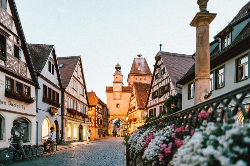 From Frankfurt: Heidelberg and Rothenburg Guided Day Trip - The Itinerary Breakdown