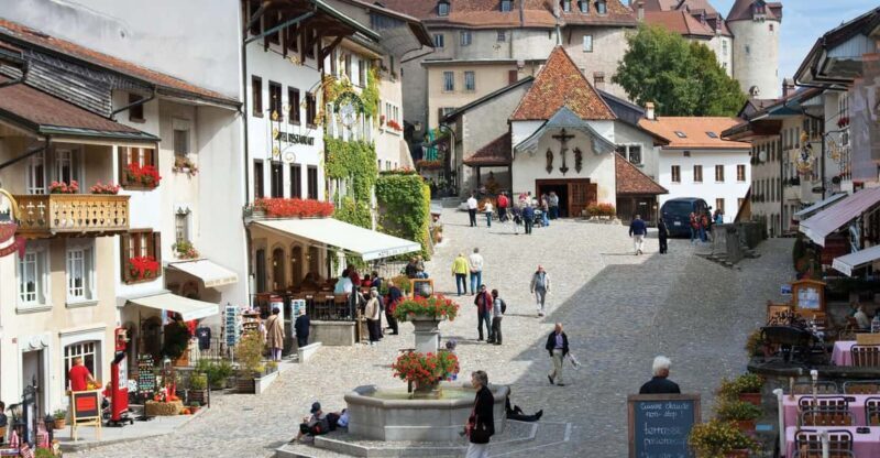 From Geneva: Gruyères Private Tour Cheese & Chocolat Factory - Key Points