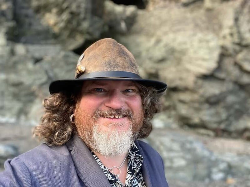 From Glastonbury: The Spirit of Stonehenge and Avebury - From Glastonbury: The Spirit of Stonehenge and Avebury – A Deep Dive into Ancient Mysteries