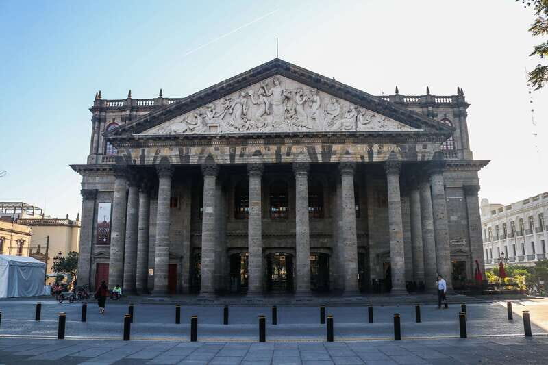 From Guadalajara: Downtown and Tlaquepaque Sightseeing Tour - Who Should Consider This Tour?