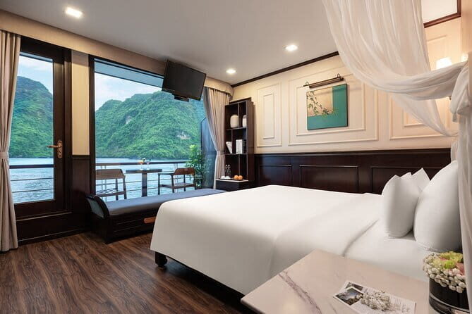 From Hanoi: 2-Day 5-Star Lan Ha Bay Escape with Luxury Cruise - An Upscale Approach to Lan Ha Bay