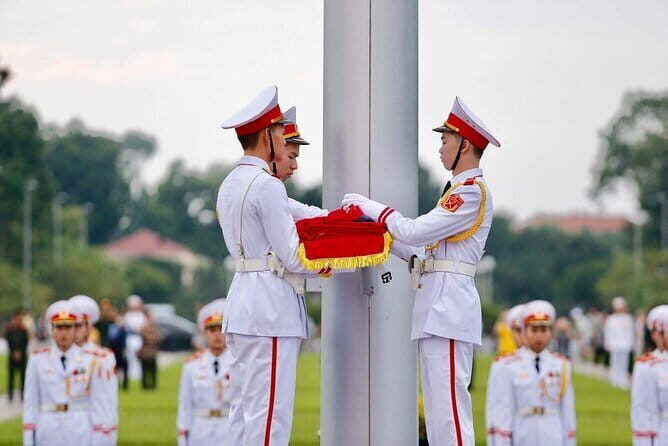 From Hanoi: 2D1N Halong Royal Palace Cruise with Cave Discovery - Who Will Love This Tour?