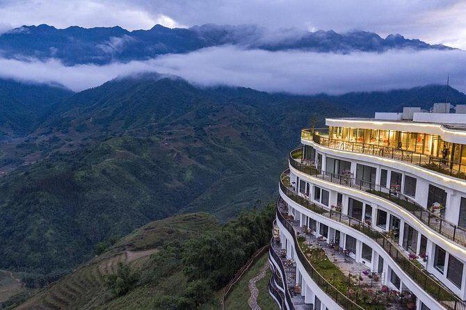 From Hanoi: 3-Day Sapa Trekking and Bus Tour - Second Day: Treks to Lao Chai and Ta Van