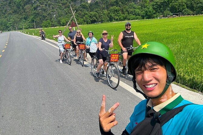 From Hanoi: Full-Day Ninh Binh Highlights Tour Hoa Lu, Trang An - A Deep Dive into the Full-Day Ninh Binh Highlights Tour