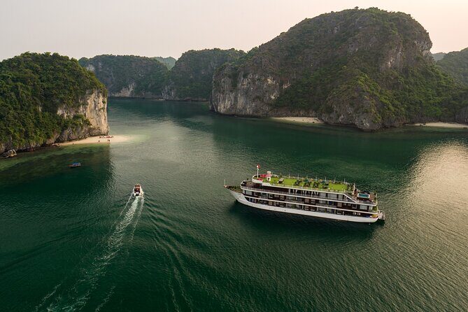 From Hanoi: Luxury Ninh Binh and Ha Long Bay Cruise 3 Day Trip - Who Should Consider This Tour?