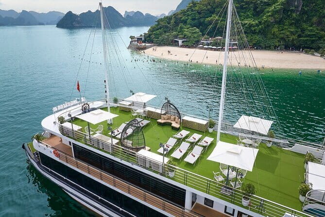 From Harbor: Luxury Halong Bay Cruise with Buffet Lunch & kayak - Exploring Sung Sot Cave