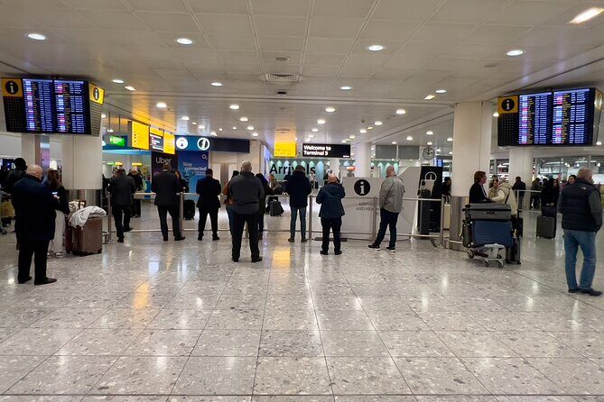 From Heathrow Airport to Gatwick Airport | Private Transfer - The Sum Up