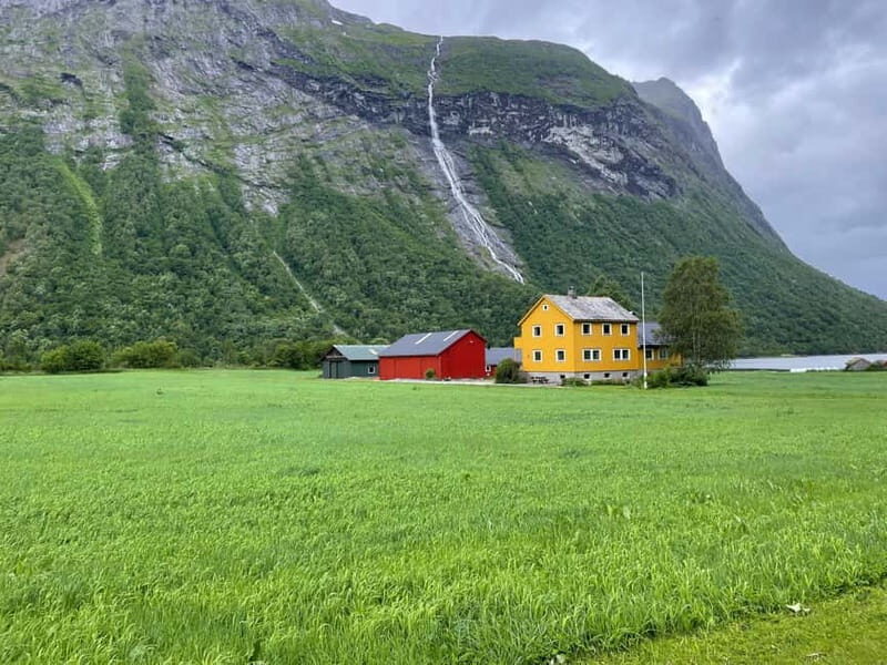 From Hellesylt: Electric Car Experience to Norangsdalen - Discovering Norangsdalen in an Electric Car