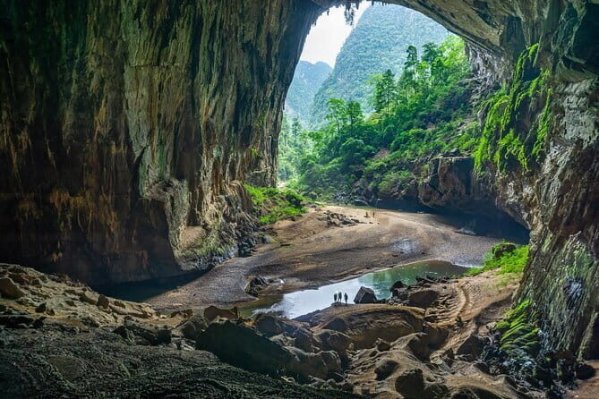From Hue to Phong Nha and Paradise Caves for 2 Days - Analyzing the Itinerary: What You Can Expect