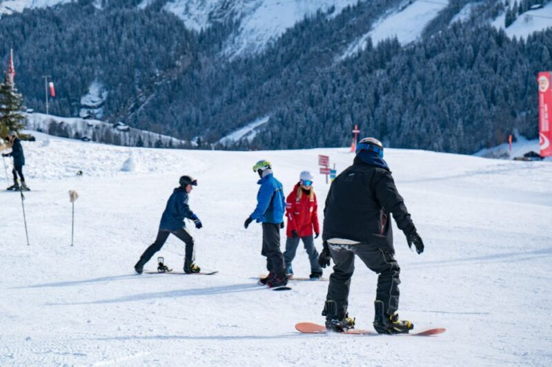 From Interlaken: Grindelwald Beginners Snowboarding Lesson - FAQ