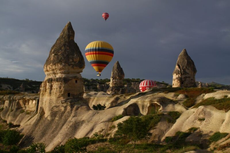 From Istanbul: Cappadocia Highlights 2-Day Tour with Balloon - What the Reviews Tell Us