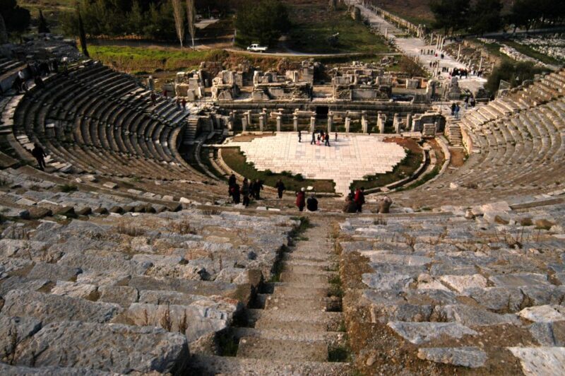 From Izmir: Guided Tour of the Ancient City of Ephesus - Exploring Ephesus: A Deep Dive into the Loop
